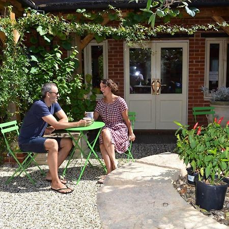The Kingsley At Eversley Extérieur photo