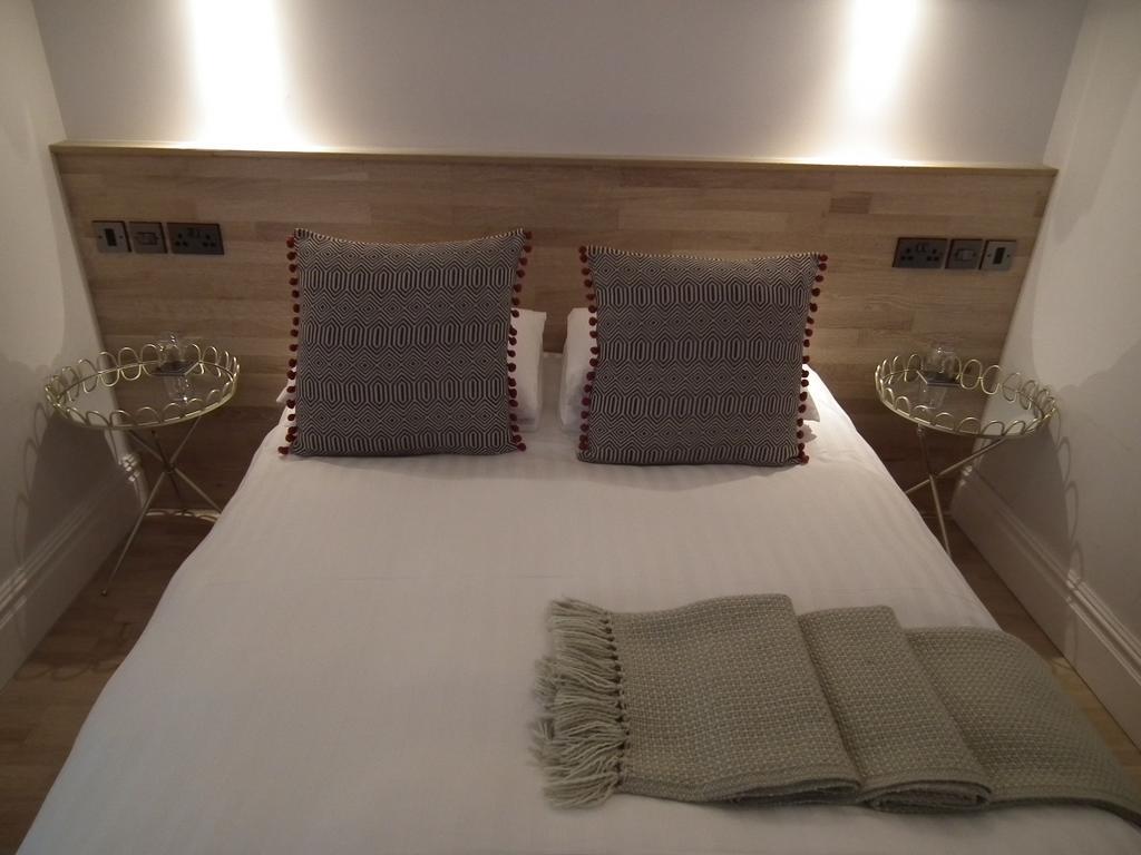 The Kingsley At Eversley Extérieur photo